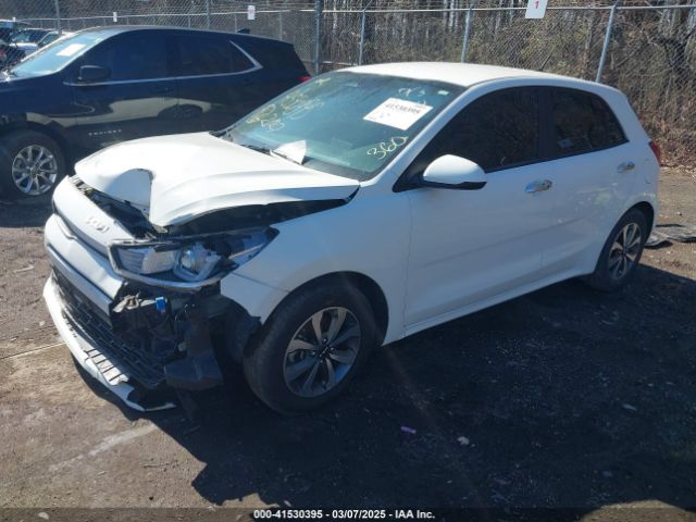 3KPA25AD5NE458130 KIA Rio 5-door S