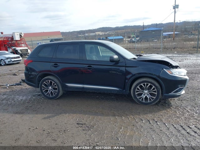 Mitsubishi Outlander Es 2017 JA4AZ2A31HZ009385 Image 14
