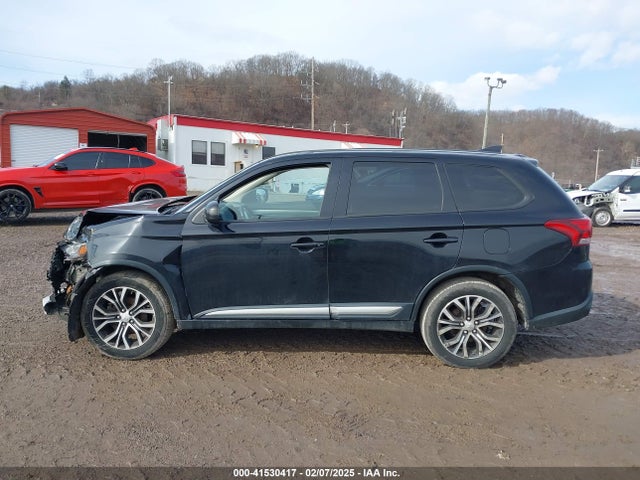 Mitsubishi Outlander Es 2017 JA4AZ2A31HZ009385 Image 15