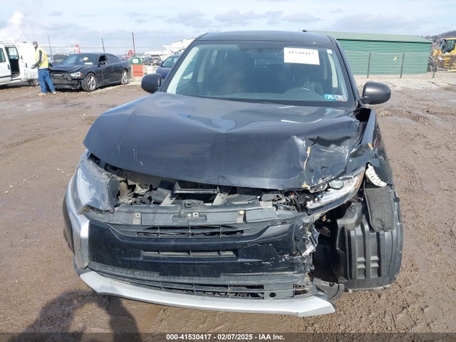 Mitsubishi Outlander Es 2017 JA4AZ2A31HZ009385 Image 6