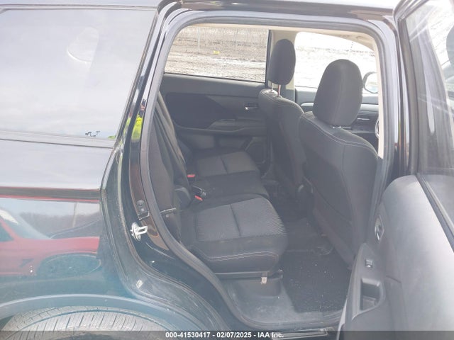 Mitsubishi Outlander Es 2017 JA4AZ2A31HZ009385 Image 8