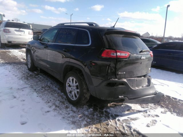 1C4PJMCB5JD580985 Jeep Cherokee Latitude 4x4