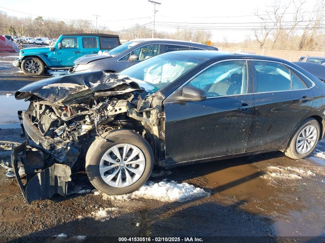 Toyota CAMRY LE 2016 4T4BF1FK0GR547568 Image 17