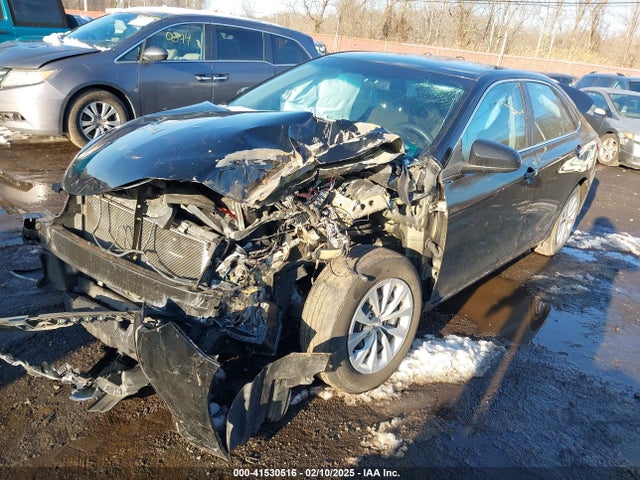 Toyota CAMRY LE 2016 4T4BF1FK0GR547568 Image 2