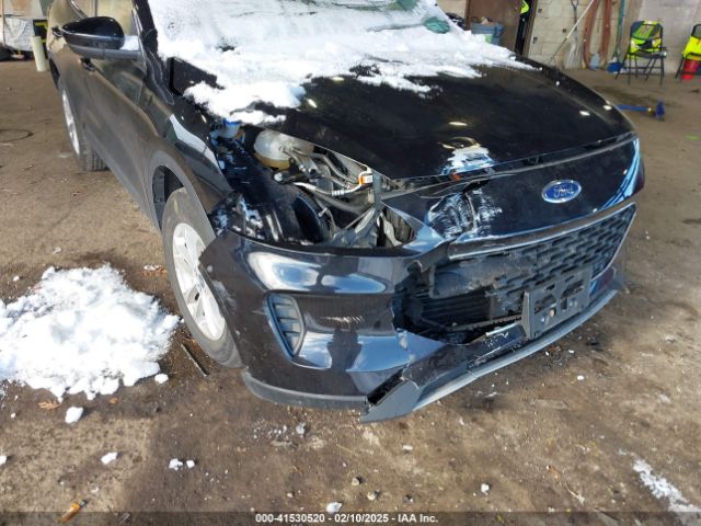 1FMCU9G64MUB16053 Ford ESCAPE SE