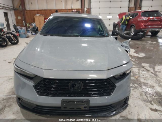 1HGCY2F70SA012220 Honda Accord Hybrid Sport-l