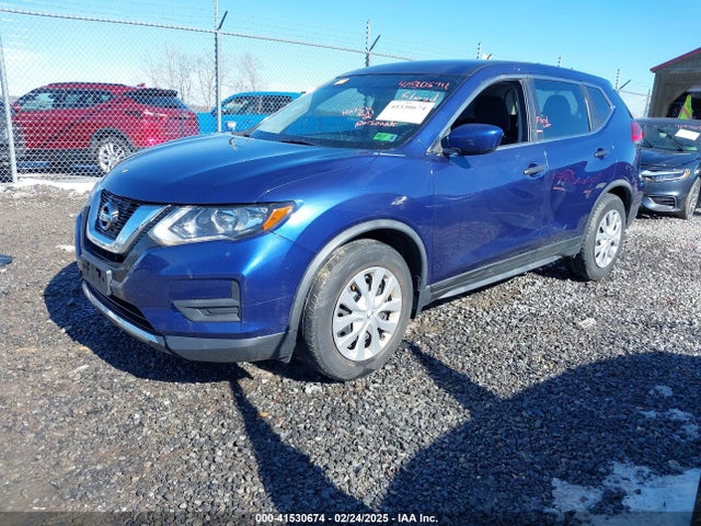 Nissan ROGUE S 2017 JN8AT2MT7HW149935 Image 2