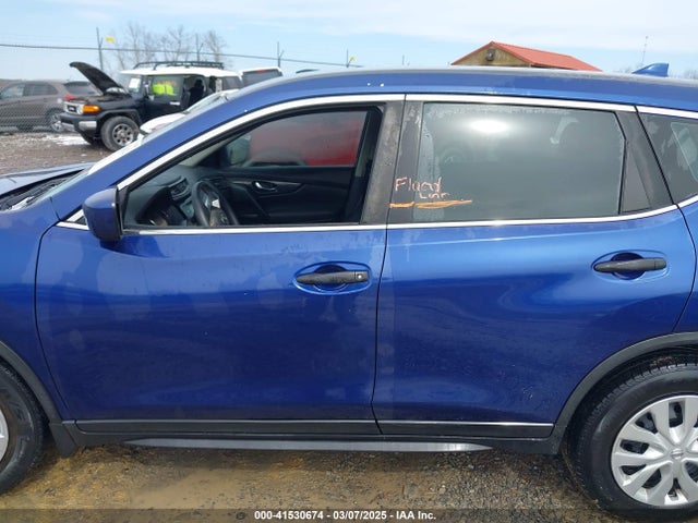 Nissan ROGUE S 2017 JN8AT2MT7HW149935 Image 6