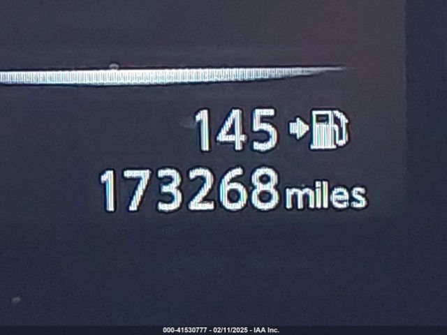 JN8AT2MVXHW014773 Nissan ROGUE SV