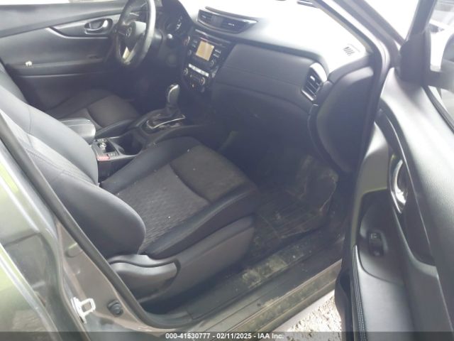 JN8AT2MVXHW014773 Nissan ROGUE SV