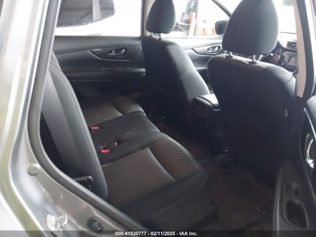 JN8AT2MVXHW014773 Nissan ROGUE SV
