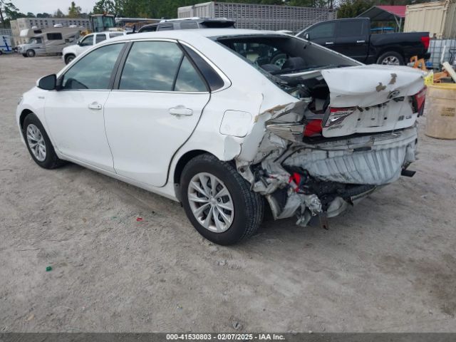 4T1BD1FK5FU164501 Toyota Camry Hybrid Le