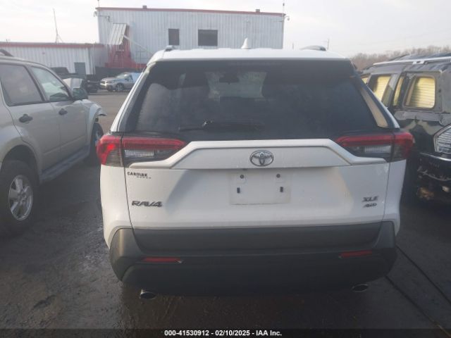 2T3P1RFV7KC034696 Toyota Rav4 Xle