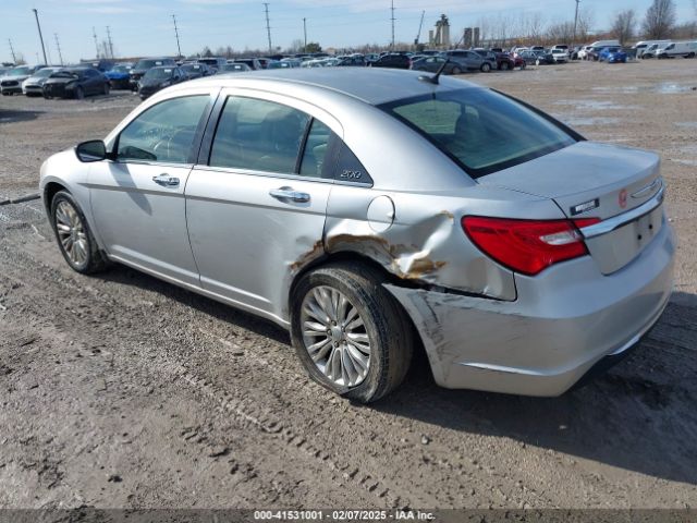 2011 CHRYSLER 200 1C3BC2FB3BN537170 Photo 2