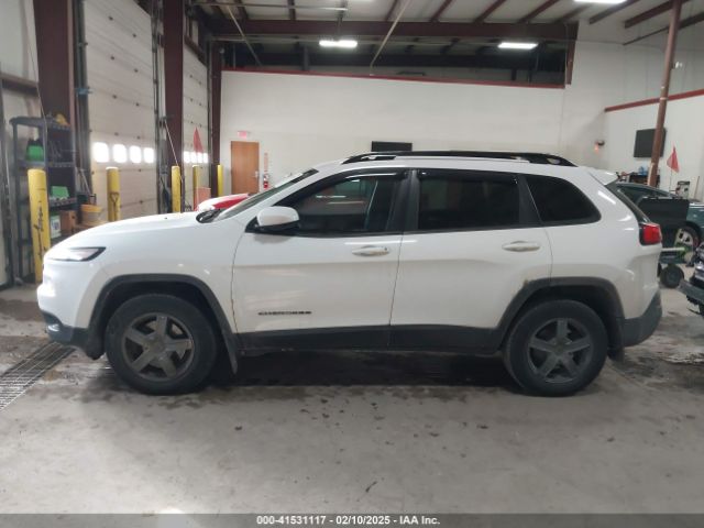 1C4PJMCS5EW288909 Jeep Cherokee North