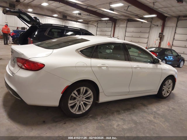 Chrysler 200 Limited 2015 1C3CCCAB3FN554039 Image 13