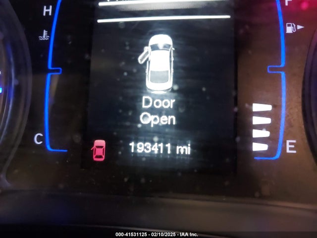 Chrysler 200 Limited 2015 1C3CCCAB3FN554039 Image 15
