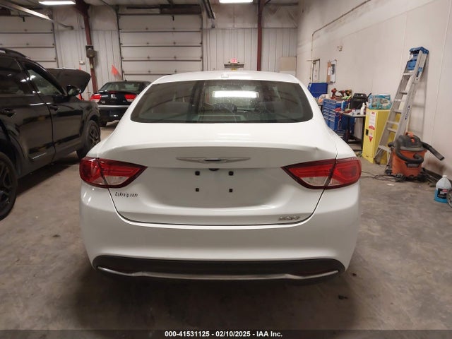 Chrysler 200 Limited 2015 1C3CCCAB3FN554039 Image 16