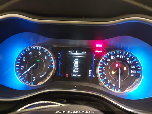 Chrysler 200 Limited 2015 1C3CCCAB3FN554039 Image 7
