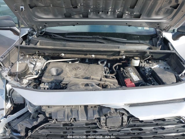 Toyota RAV4 LE 2019 2T3H1RFV0KW040813 Image 10