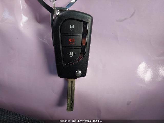 Toyota RAV4 LE 2019 2T3H1RFV0KW040813 Image 11