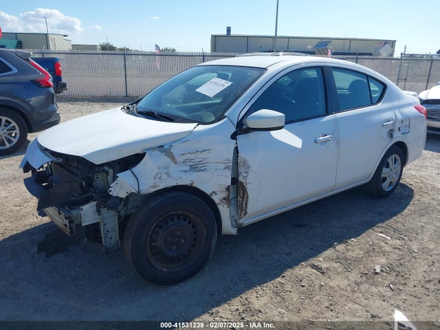 3N1CN7AP9HL863206 Nissan Versa 1.6 Sv