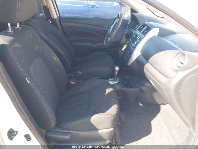 3N1CN7AP9HL863206 Nissan Versa 1.6 Sv