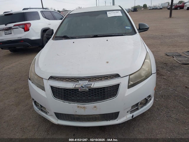 1G1PA5SH4F7172519 Chevrolet Cruze Ls Auto