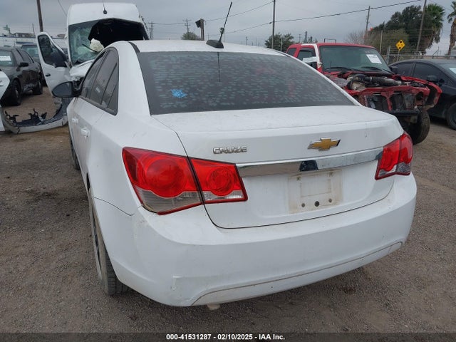 1G1PA5SH4F7172519 Chevrolet Cruze Ls Auto