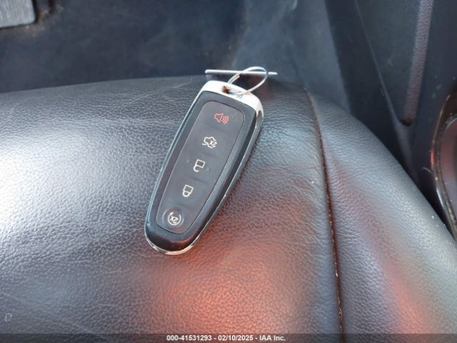 1FMCU0J93FUC02844 Ford Escape Titanium
