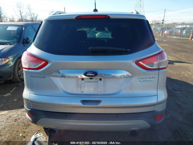 1FMCU0J93FUC02844 Ford Escape Titanium