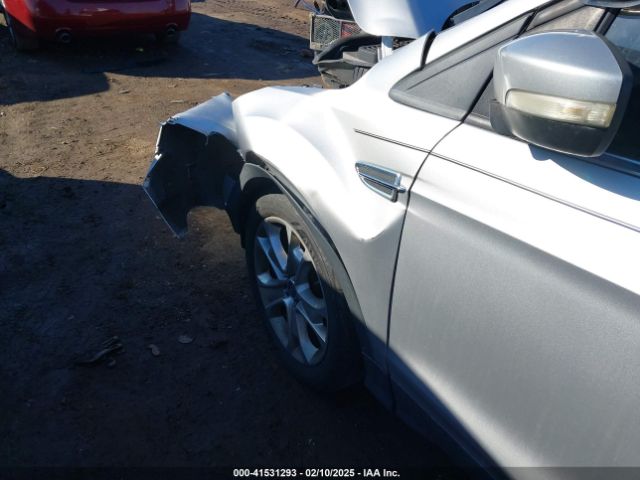 1FMCU0J93FUC02844 Ford Escape Titanium