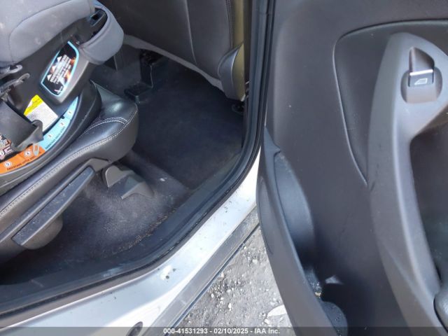 1FMCU0J93FUC02844 Ford Escape Titanium