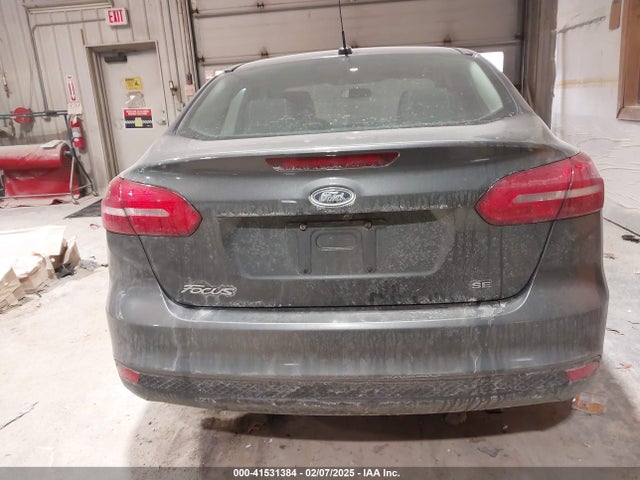 Ford FOCUS SE 2018 1FADP3F26JL267172 Image 16