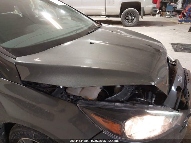 Ford FOCUS SE 2018 1FADP3F26JL267172 Image 17