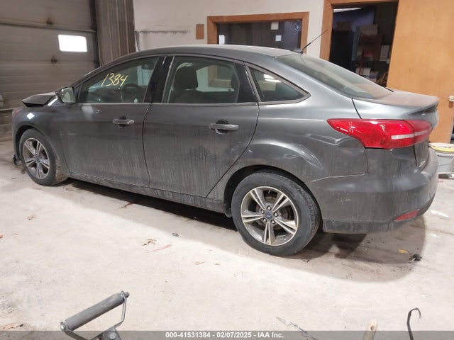 Ford FOCUS SE 2018 1FADP3F26JL267172 Image 3