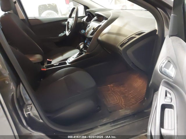 Ford FOCUS SE 2018 1FADP3F26JL267172 Image 5