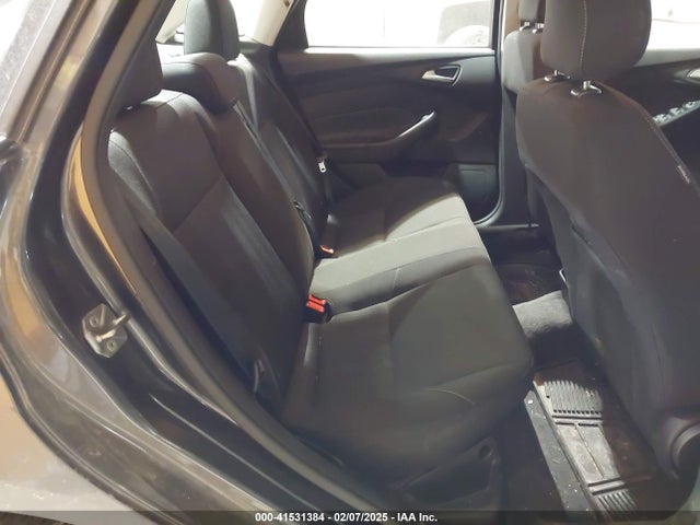 Ford FOCUS SE 2018 1FADP3F26JL267172 Image 8