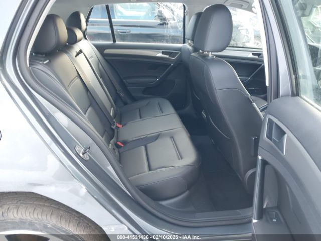 3VW217AU6HM044686 Volkswagen 1.8 tsi