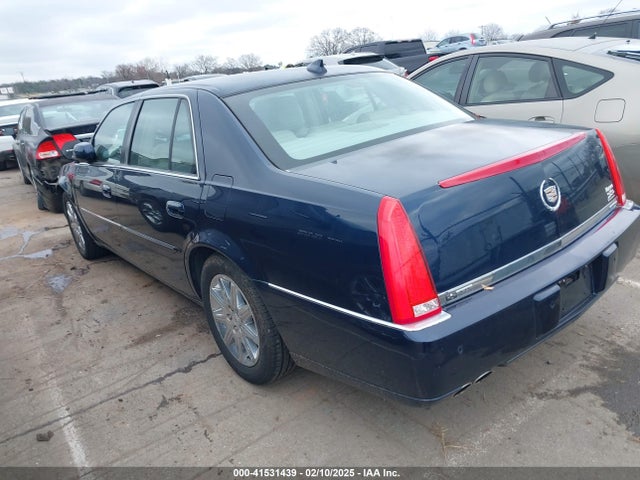 2009 CADILLAC DTS 1G6KD57Y19U137656 Photo 2