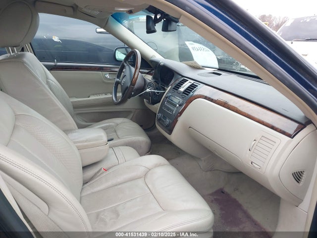 2009 CADILLAC DTS 1G6KD57Y19U137656 Photo 4