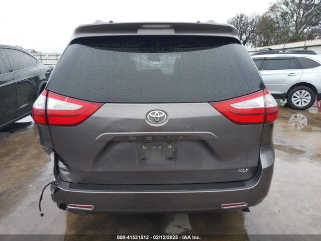 5TDYK3DCXGS742187 Toyota Sienna Xle 8 Passenger