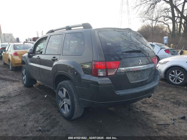 2011 MITSUBISHI ENDEAVOR 4A4JN3AS0BE018200 Photo 2