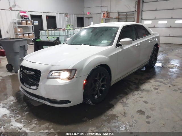 Chrysler 300 300s 2016 2C3CCAGG7GH171013 Image 2