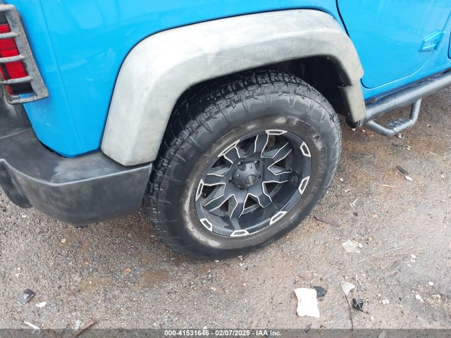 41531646 :رقم المزاد ، 1J4BA3H11BL600915 vin ، 2011 Jeep Wrangler Unlimited Sport مزاد بيع