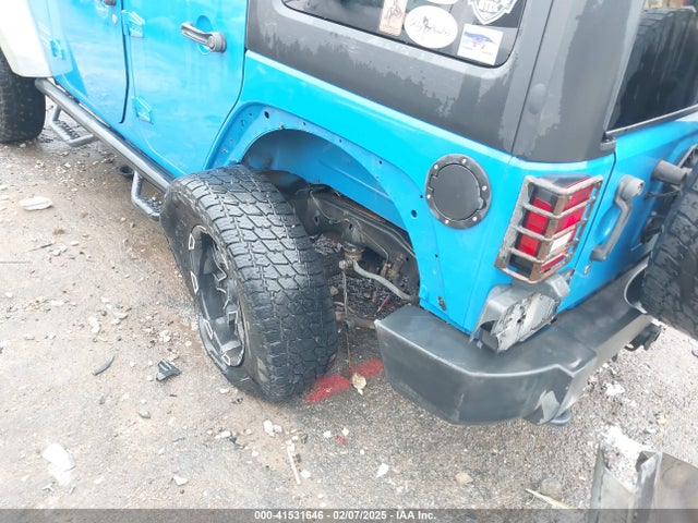 41531646 :رقم المزاد ، 1J4BA3H11BL600915 vin ، 2011 Jeep Wrangler Unlimited Sport مزاد بيع
