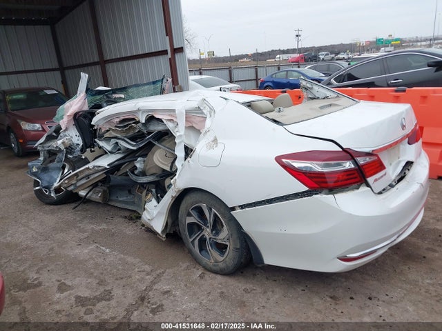 Honda ACCORD LX 2016 1HGCR2F32GA084747 Image 13