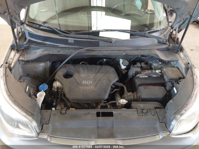 KIA Soul 2016 KNDJN2A27G7267431 Image 10