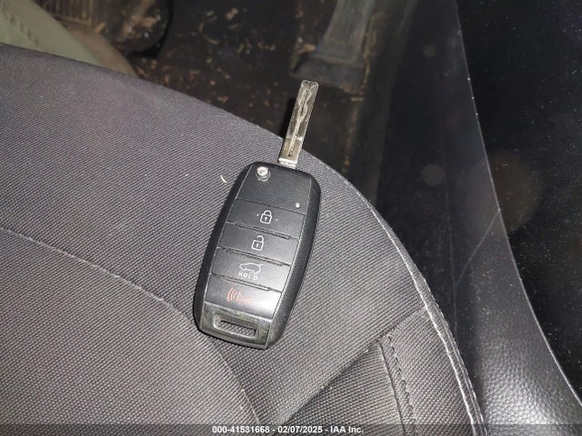 KIA Soul 2016 KNDJN2A27G7267431 Image 11