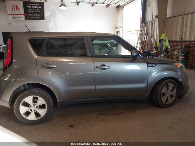 KIA Soul 2016 KNDJN2A27G7267431 Image 13